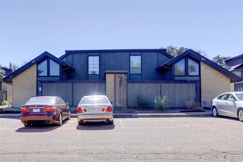 Country Condos Creek - Residential Income