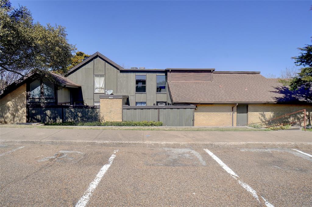 Country Condos Creek - Residential Income