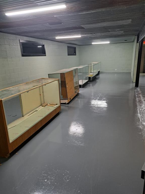 Inglish Donation - Commercial Sale