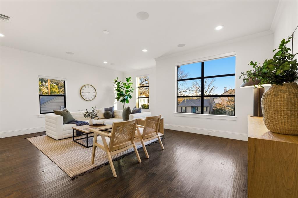 Linwood Place - Residential