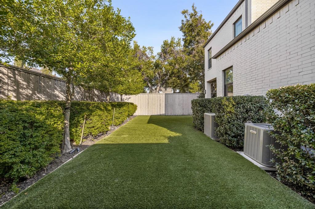 Linwood Place - Residential