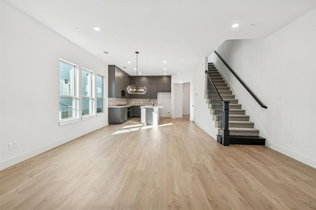 Lewisville Water's Edge II Condominium - Residential