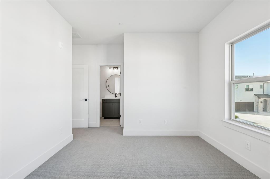 Lewisville Water's Edge II Condominium - Residential