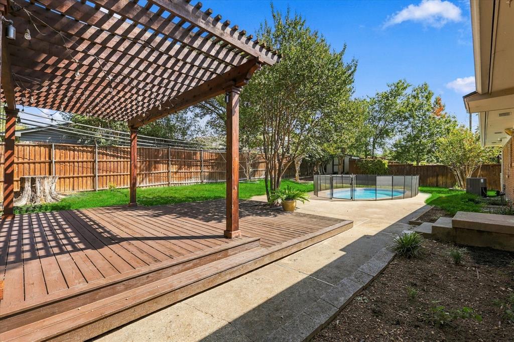 8805 Westfield Drive