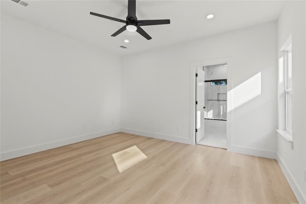 Lincoln Manor - Residential