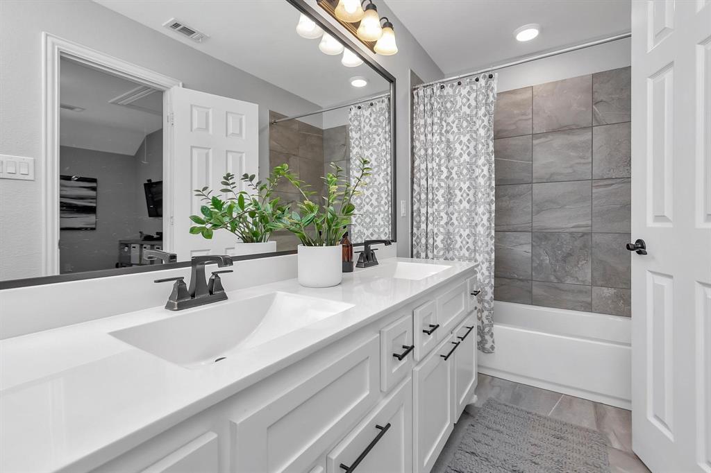 Presidio West - Residential