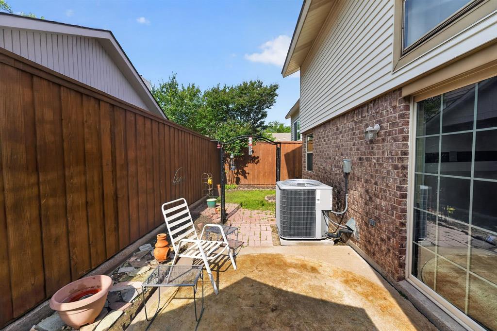 2416 Mira Drive