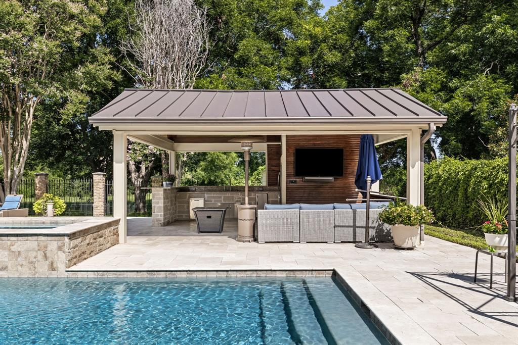 Williamsburg - Residential