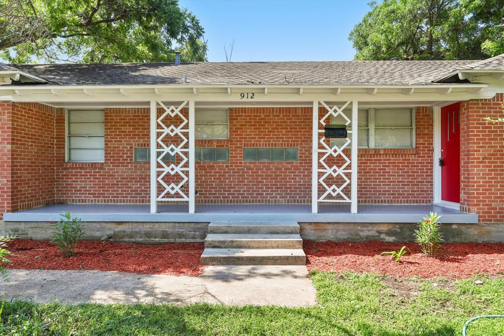 912 Cedar Springs Terrace