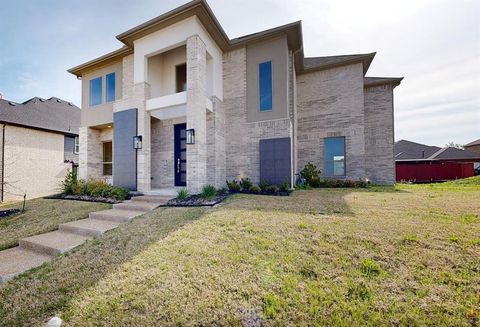 416 Newpark DeSoto TX 75115