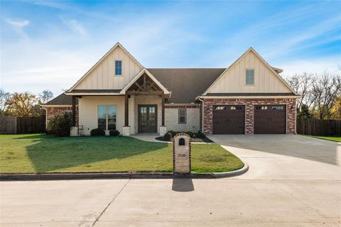 A home in Sulphur Springs