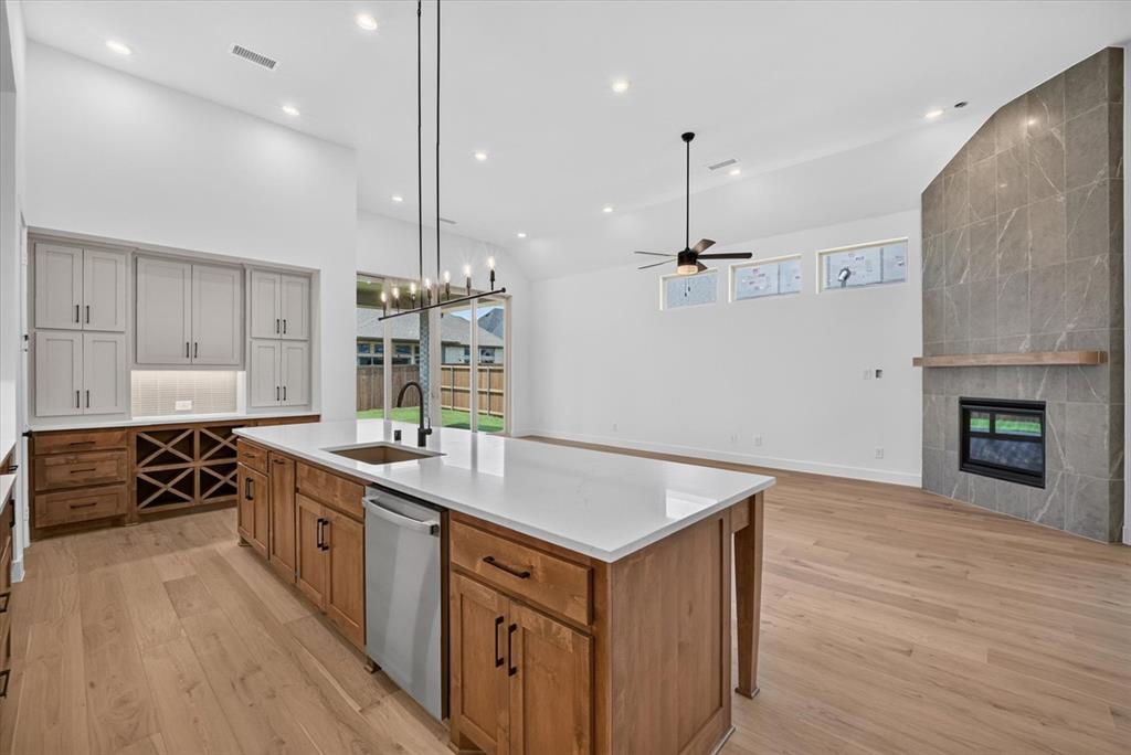 729 Bridle Path Parkway