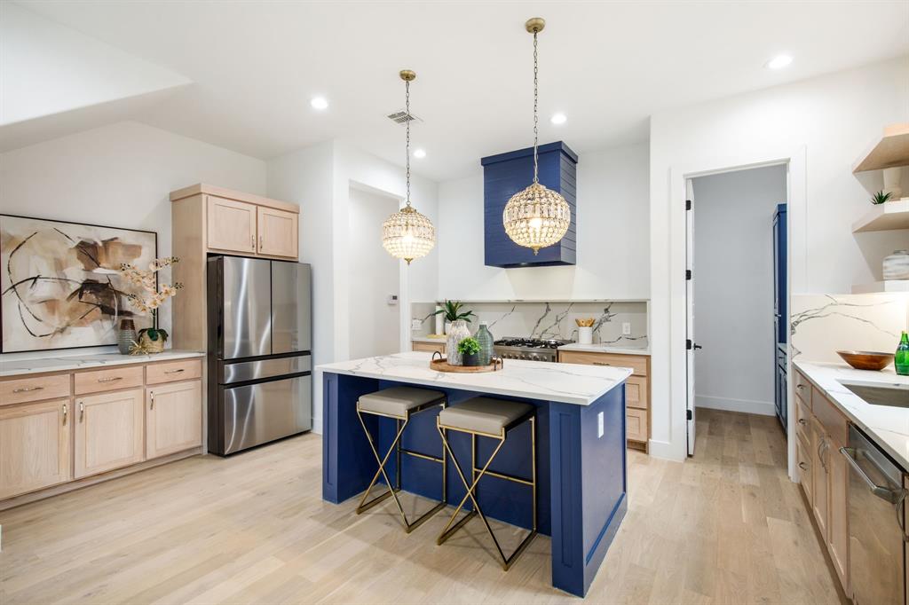 Mount Auburn - Residential