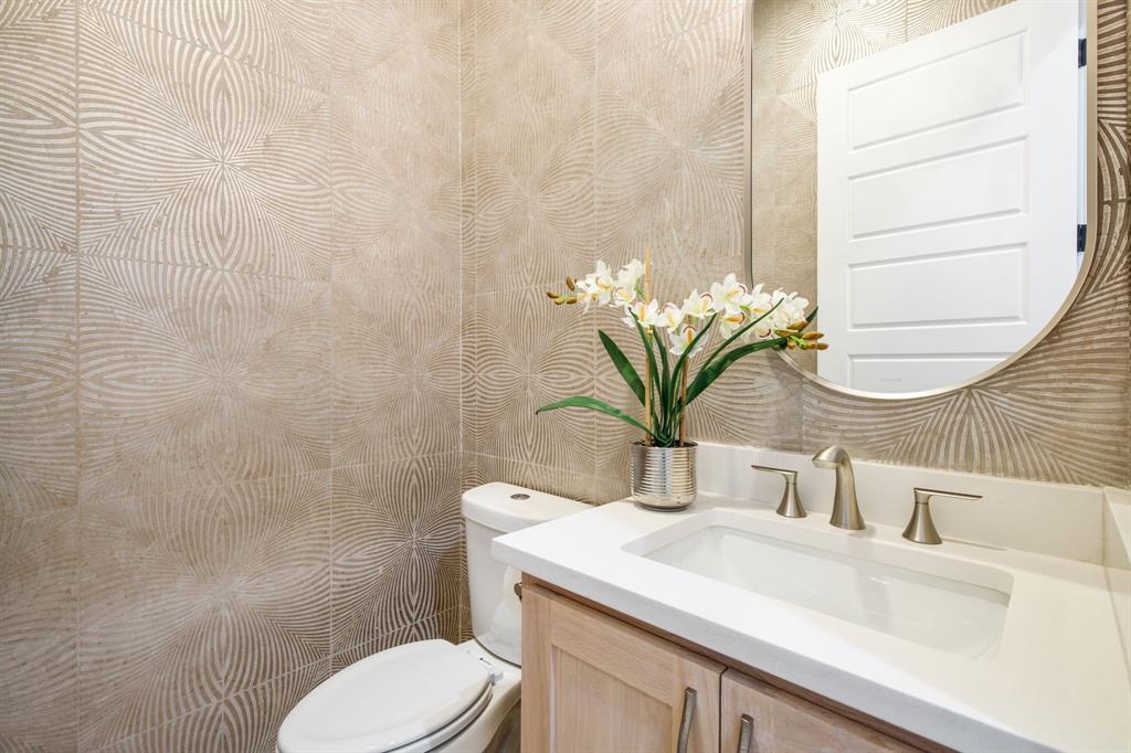 Mount Auburn - Residential