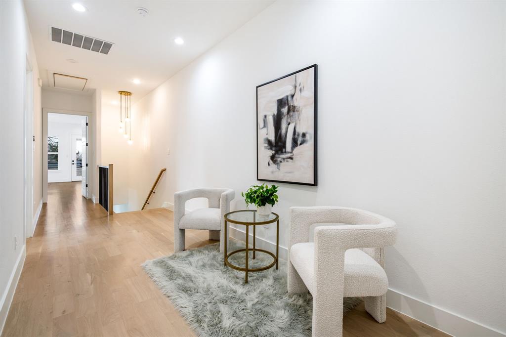 Mount Auburn - Residential