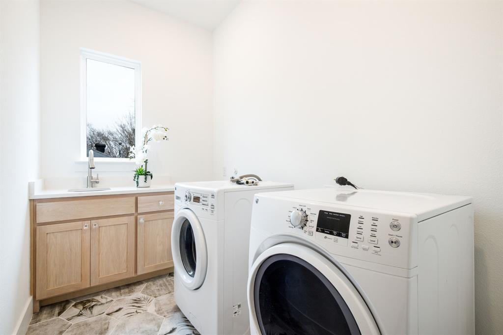 Mount Auburn - Residential