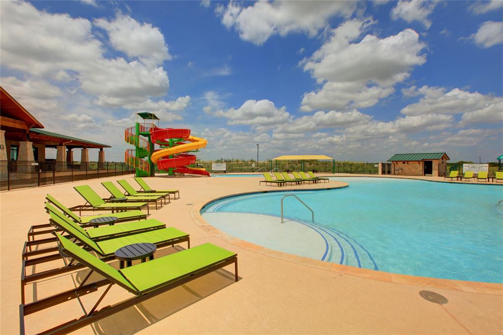 Green Meadows - Residential