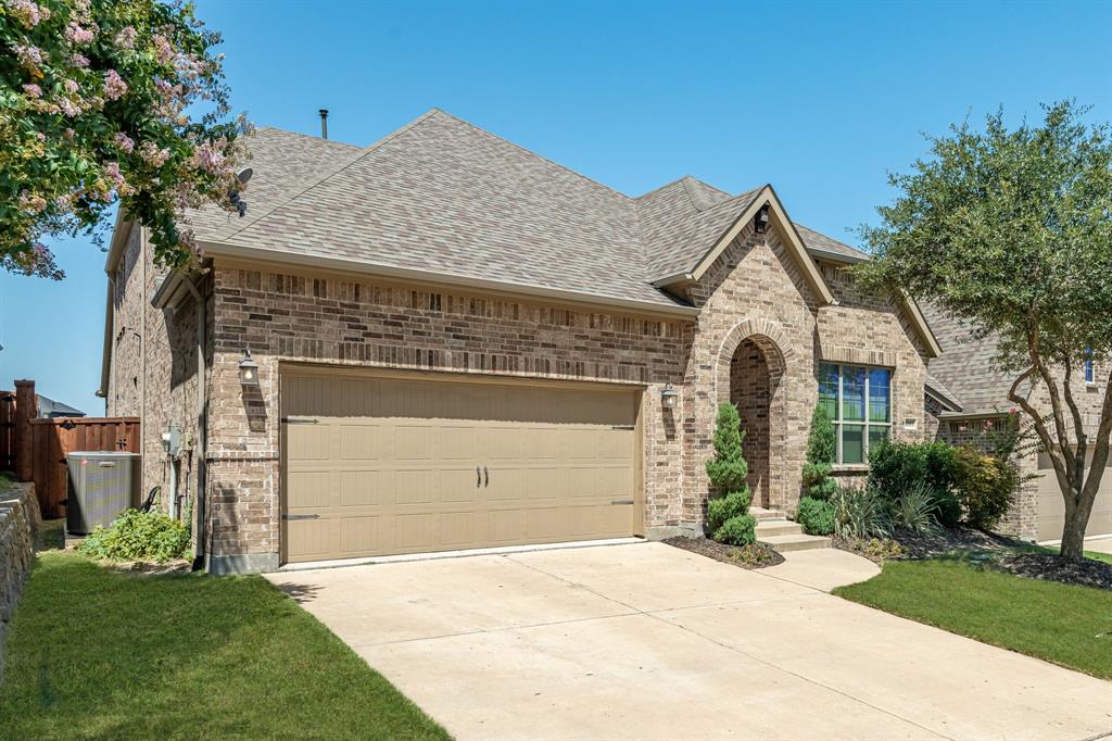 4001 Bamboo Trail