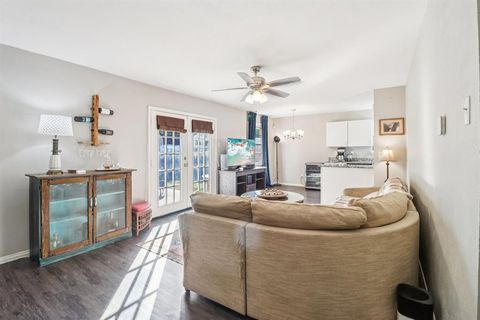 Tiny photo for 7520 Gayglen Drive, Dallas, TX 75217 (MLS # 21099400)