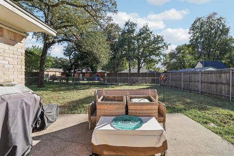 Tiny photo for 7520 Gayglen Drive, Dallas, TX 75217 (MLS # 21099400)