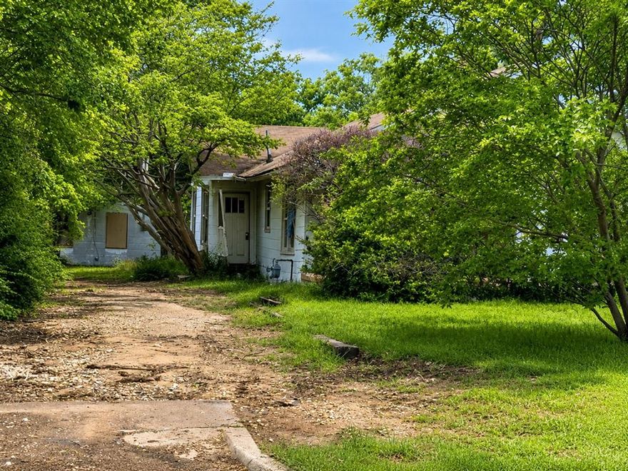 MULTIPLE OFFERS RECEIVED - HIGHEST & BEST REQUEST - DUE:  10:00 AM, Monday, June 1, 2026


Nestled on a generously sized, tree-covered lot in Fort Worth, 2114 Tierney Rd offers a rare opportunity to restore and reimagine a property full of character and potential. The property includes the main residence plus an additional structure, providing flexibility for storage, workshop space, guest quarters, or future creative use. Mature trees and expansive green space create a peaceful, private setting with room to grow. 
The home retains many vintage details and original charm, including wood floors, built-ins, and spacious rooms filled with natural light. Conveniently located with easy access to major roads, shopping, dining, and local amenities, this property is ideal for investors, renovators, or buyers seeking a project with upside potential. 
Property will require significant repairs and updating. With vision and renovation, this property could be transformed into a unique residence or investment opportunity in an established area of Fort Worth.

Cash offers require 10% EMD or $1,000 minimum, whichever is greater, all financed offers require 1% EMD or $1,000 minimum, whichever is greater. The seller does not accept blind offers (which means ALL INVESTORS MUST VIEW THE PROPERTY WITH A LICENSED AGENT WHO MUST FOLLOW ALL SELLER INSTRUCTIONS), escalation clauses, LOI, or assignments.  

It is the buyers & their agent's responsibility to verify all info contained herein incl but not limited to condition, rm sizes, amenities, schools, acreage, flood plain information, foundation, roof, etc, and overall condition of the property.