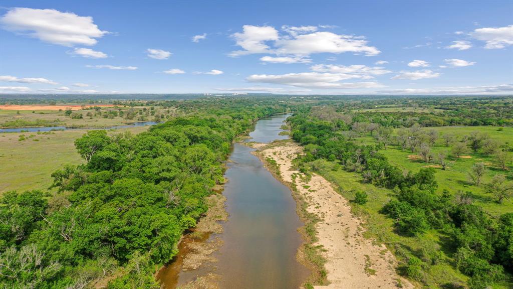 Mitchell Bend - Land