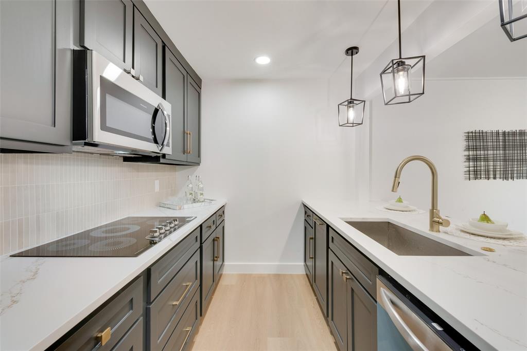 4039 Cole Avenue 119