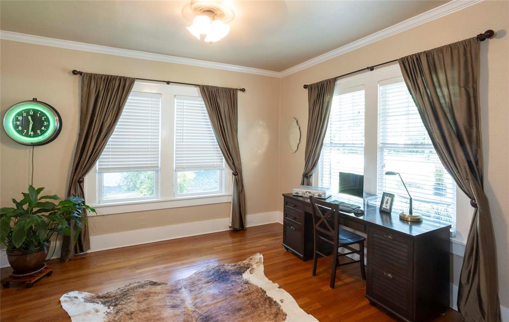 Country Club Heights - Residential