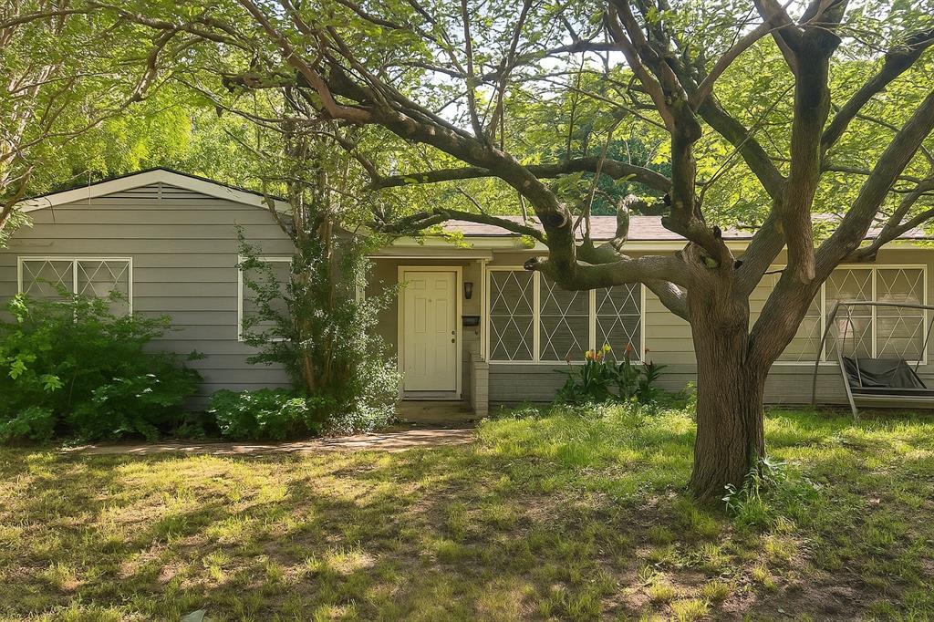 128 Vandenburg Drive A