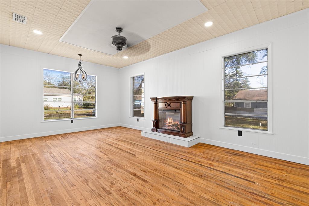 L P GUICE SUBDIVISION - Residential