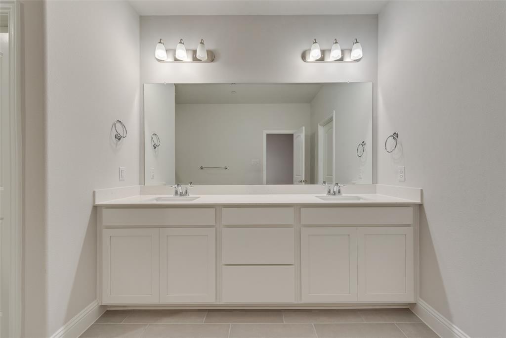 Bayside Twnhms - Residential Lease