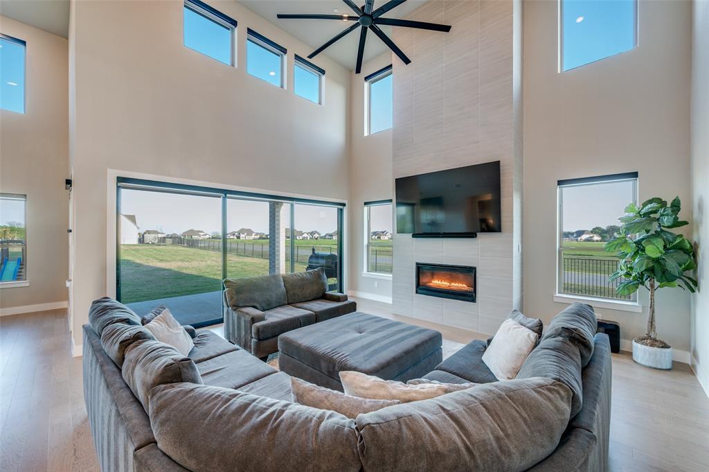Lakeview Downs - Residential