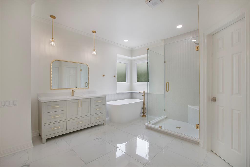 V W Greenwades - Residential