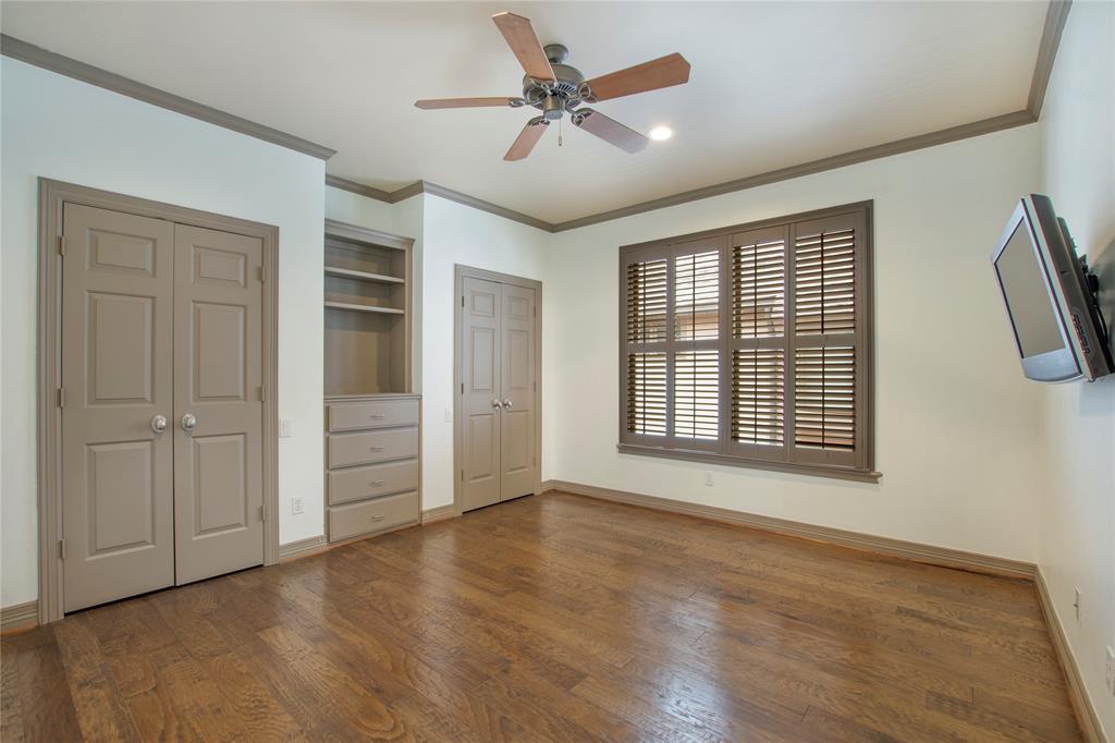 V W Greenwades - Residential