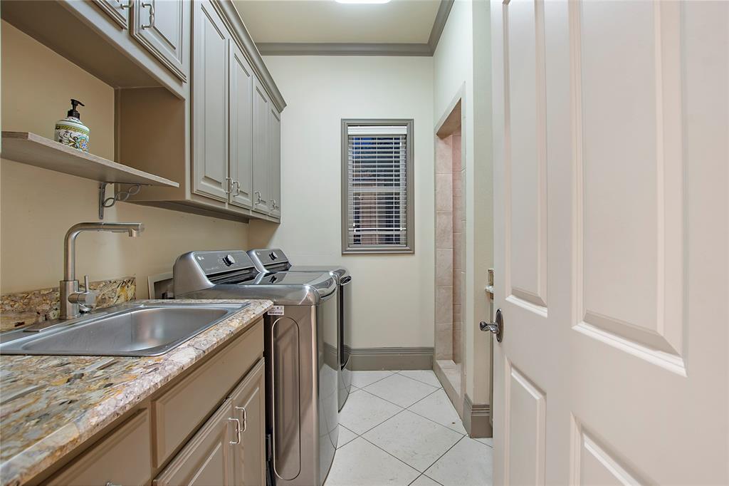 V W Greenwades - Residential