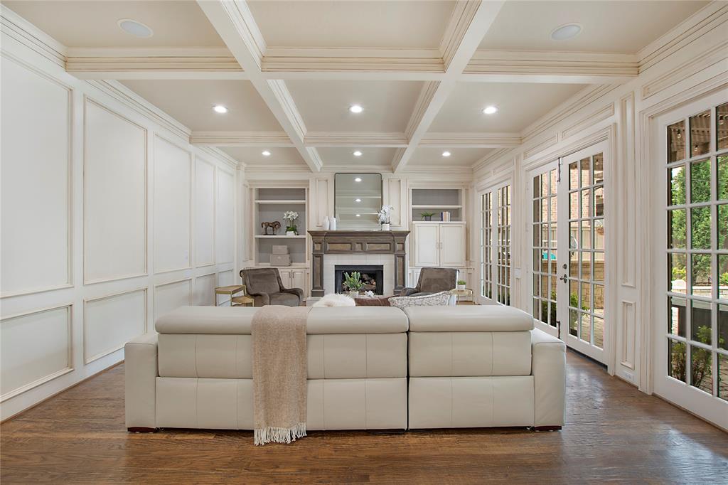 V W Greenwades - Residential