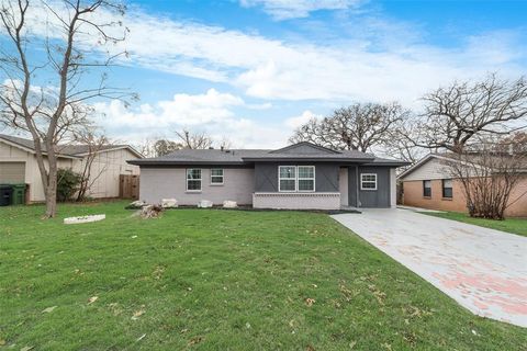 A home in Hurst