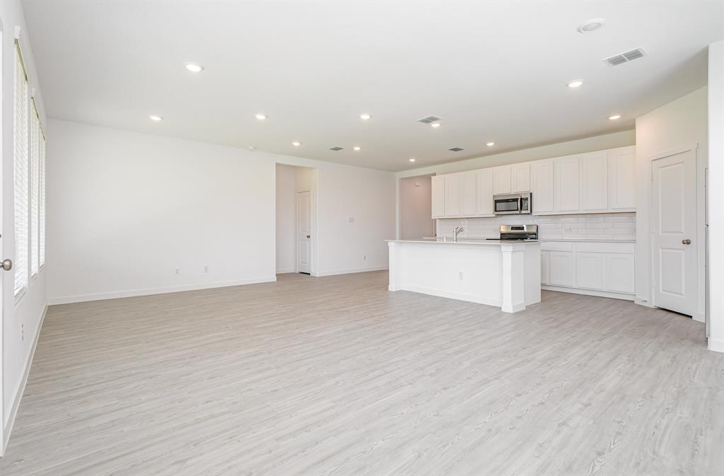 Bridgewater Ph 8 - Residential