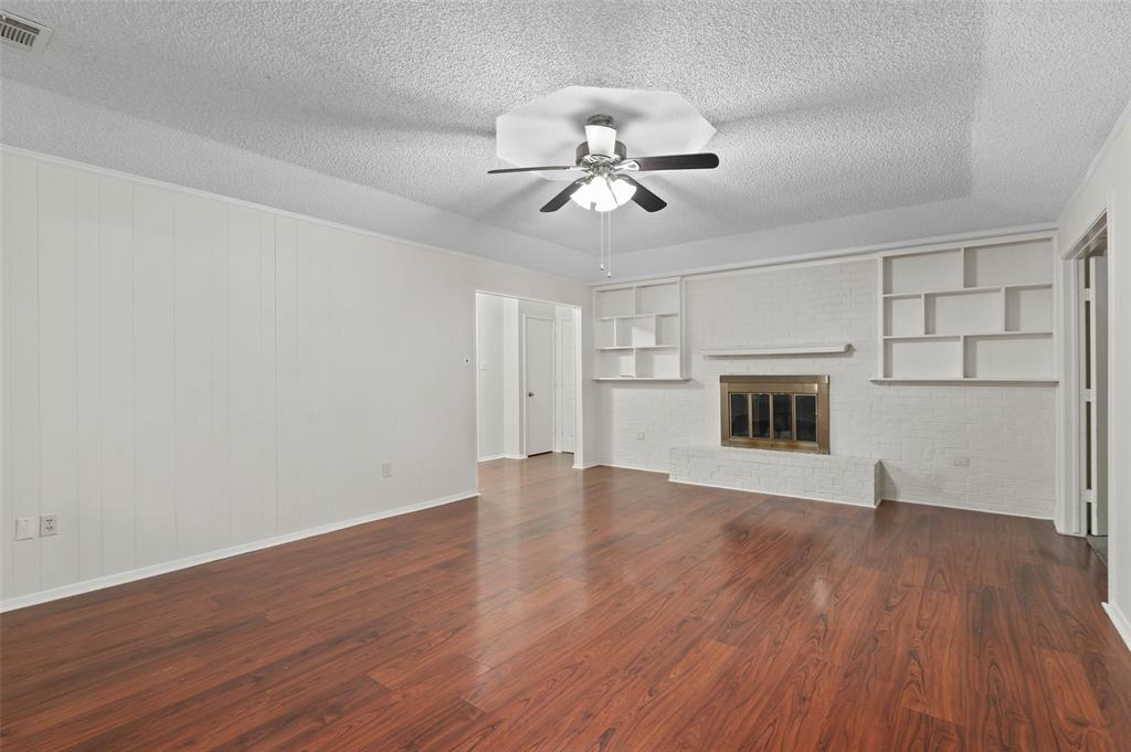 1304 Bradley Court
