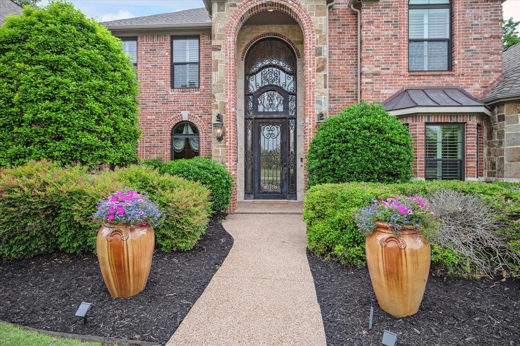 400 Indian Paintbrush Way