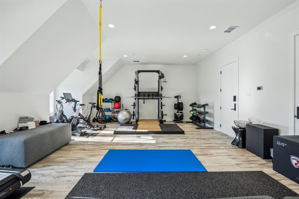 Moss Farms - Residential