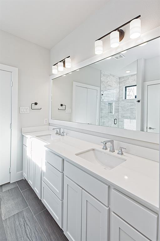 Dallas, Texas 75204, United States, 3 Bedrooms Bedrooms, ,3 BathroomsBathrooms,Residential,Active,242397