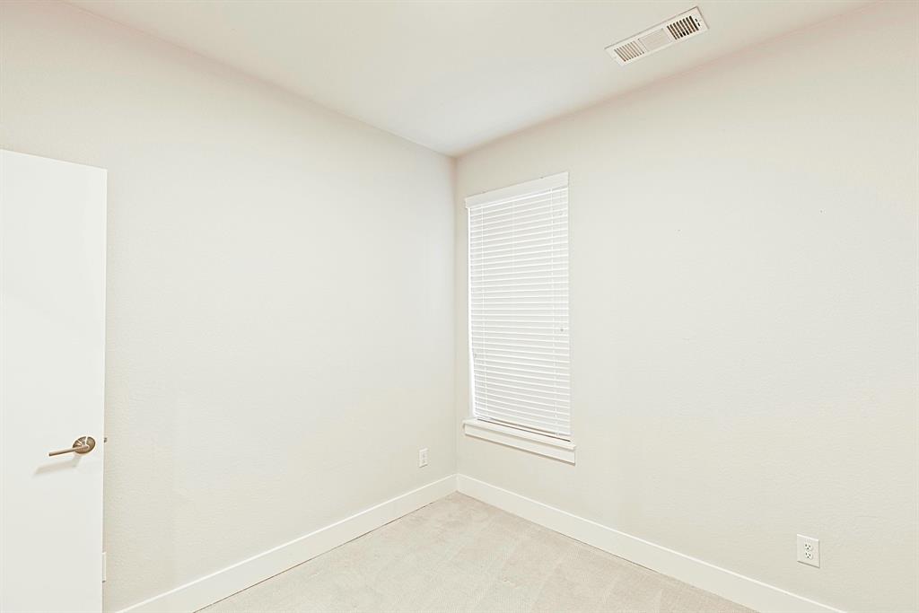 Dallas, Texas 75204, United States, 3 Bedrooms Bedrooms, ,3 BathroomsBathrooms,Residential,Active,242397