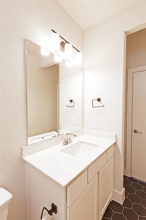 Dallas, Texas 75204, United States, 3 Bedrooms Bedrooms, ,3 BathroomsBathrooms,Residential,Active,242397