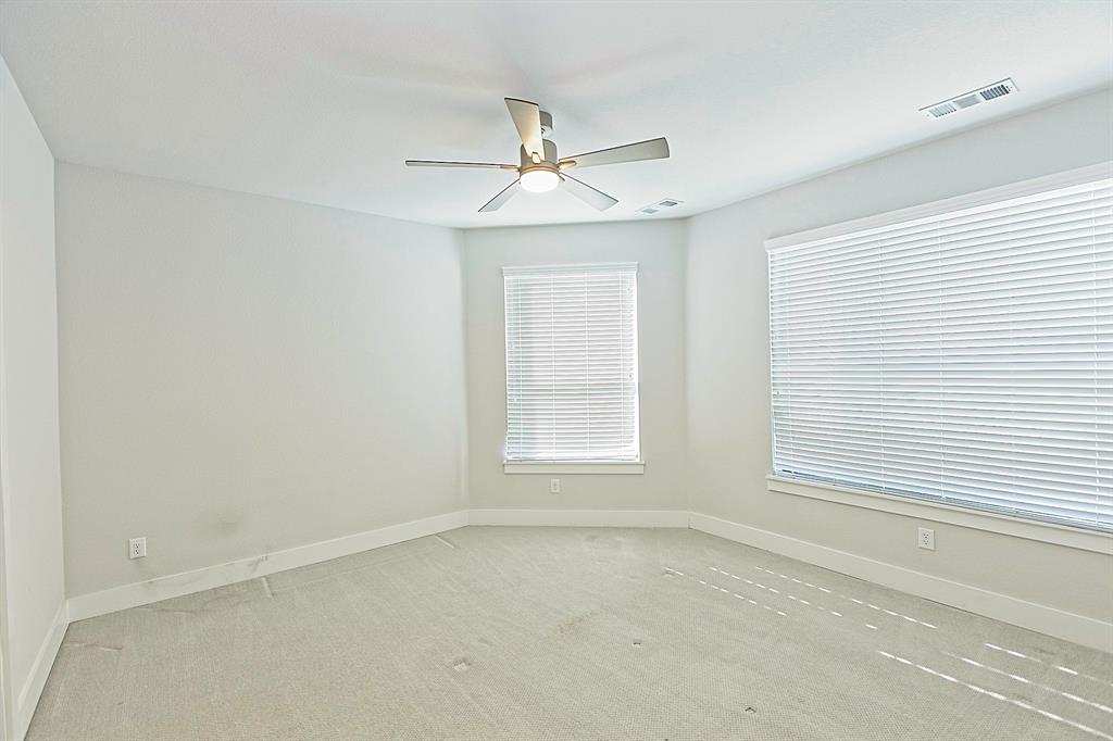 Dallas, Texas 75204, United States, 3 Bedrooms Bedrooms, ,3 BathroomsBathrooms,Residential,Active,242397