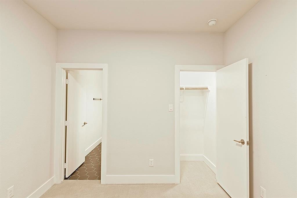 Dallas, Texas 75204, United States, 3 Bedrooms Bedrooms, ,3 BathroomsBathrooms,Residential,Active,242397