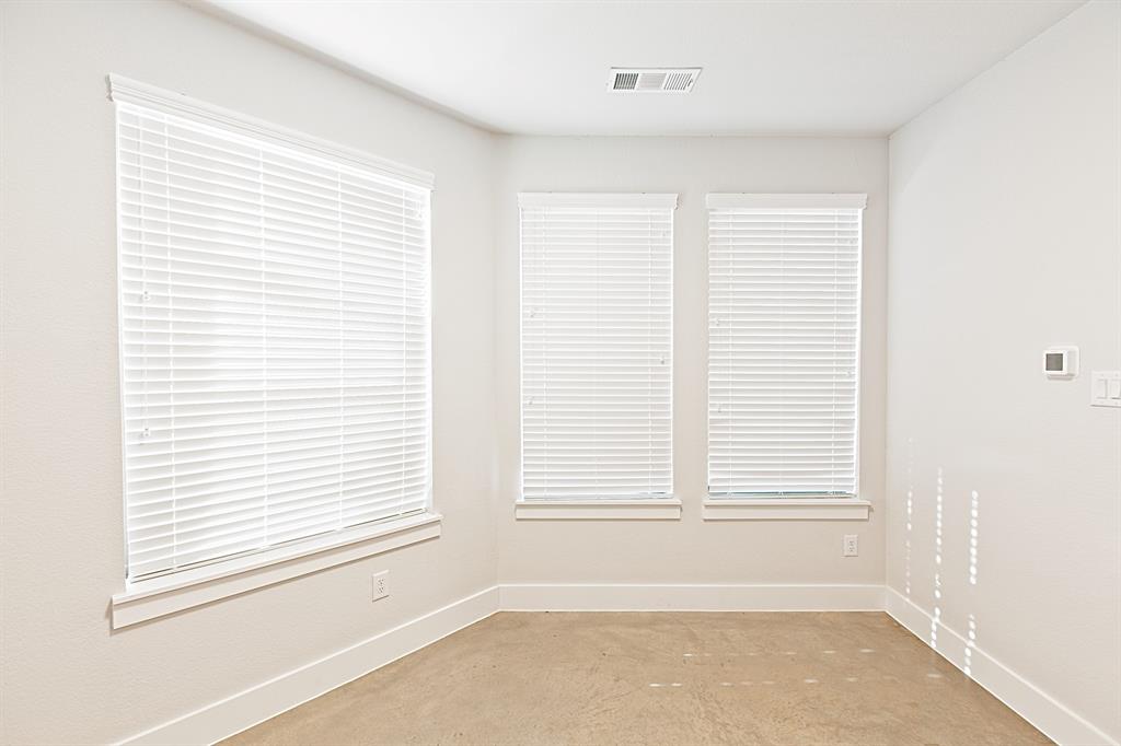 Dallas, Texas 75204, United States, 3 Bedrooms Bedrooms, ,3 BathroomsBathrooms,Residential,Active,242397