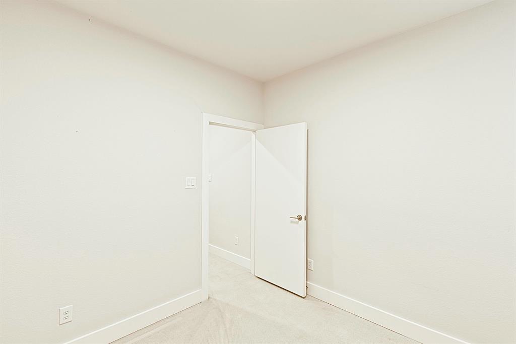 Dallas, Texas 75204, United States, 3 Bedrooms Bedrooms, ,3 BathroomsBathrooms,Residential,Active,242397