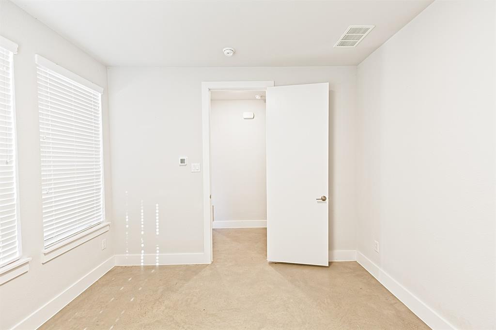 Dallas, Texas 75204, United States, 3 Bedrooms Bedrooms, ,3 BathroomsBathrooms,Residential,Active,242397