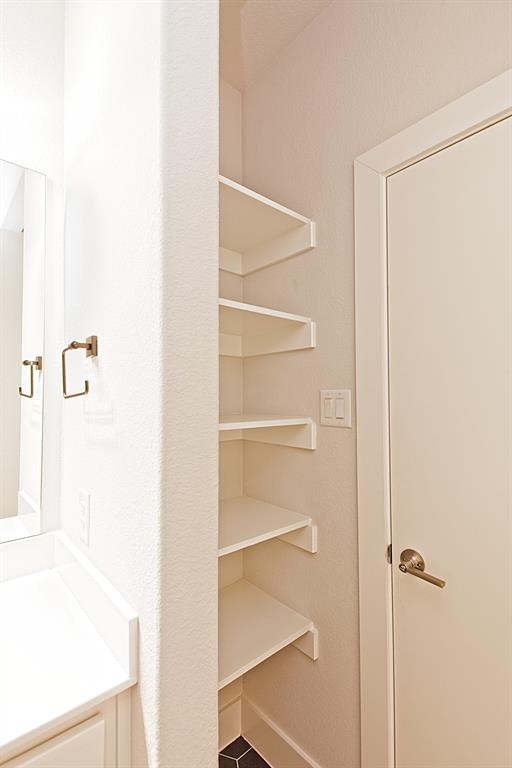 Dallas, Texas 75204, United States, 3 Bedrooms Bedrooms, ,3 BathroomsBathrooms,Residential,Active,242397